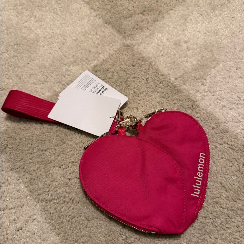 Lululemon Passionate Heart Wristlet NWT